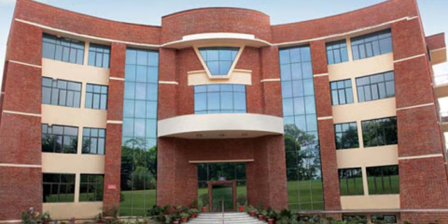 private hotel management colleges in dehradun